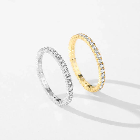 Anillo fino de circonitas, vista 2