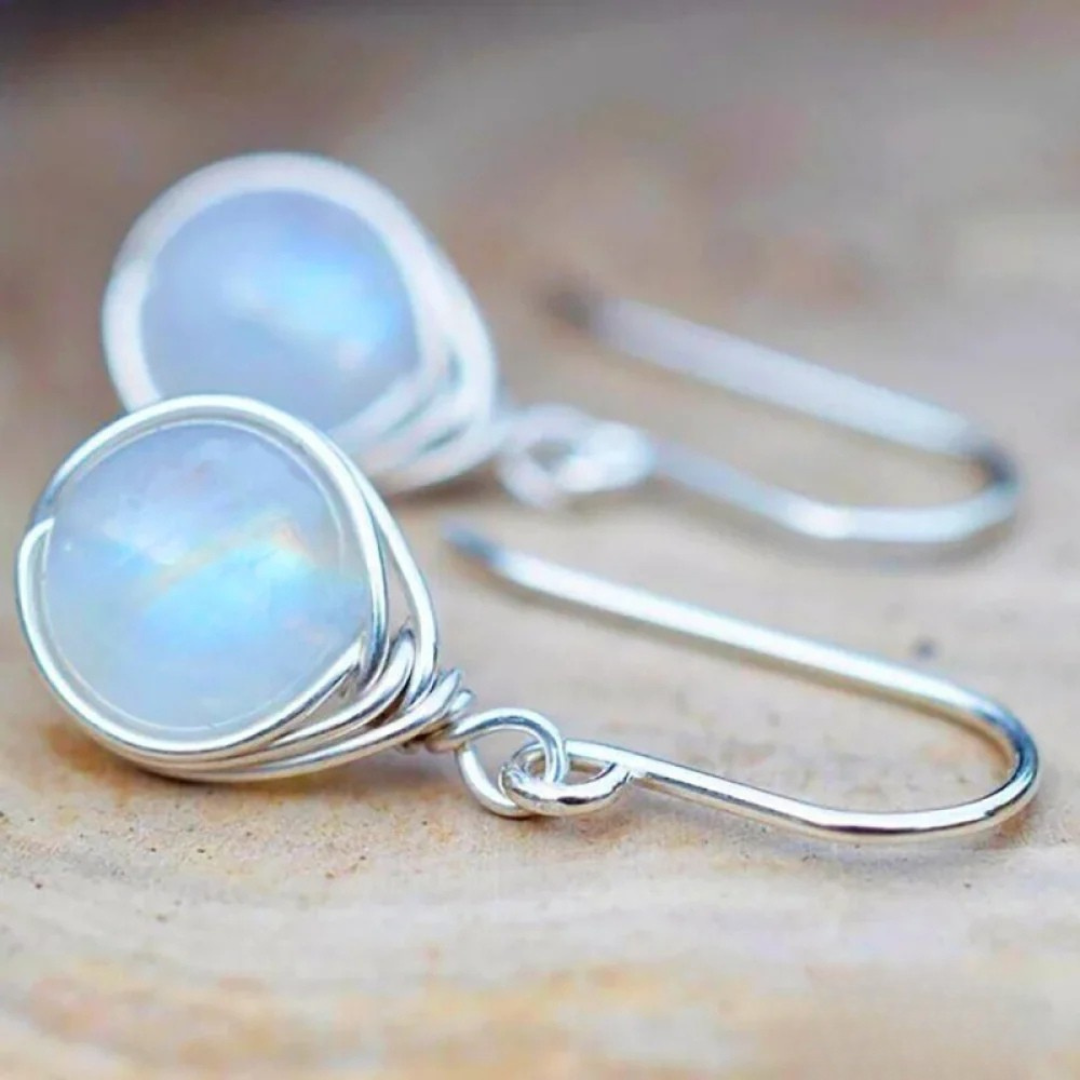 Pendientes con piedra opalina