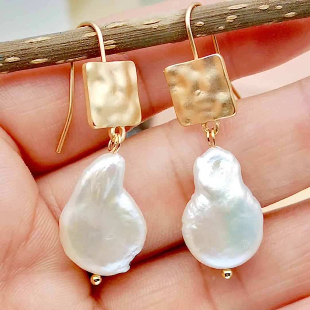 Pendientes con perla barroca