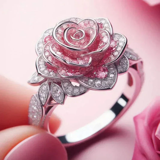 Anillo plateado con flores