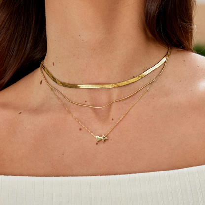 Collar con inicial y colgante de corazón, vista 3