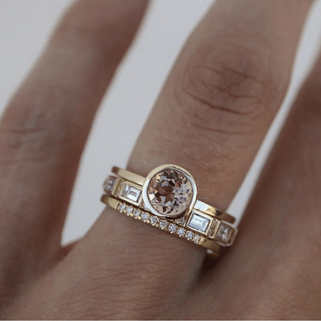 Anillo dorado de estilo vintage