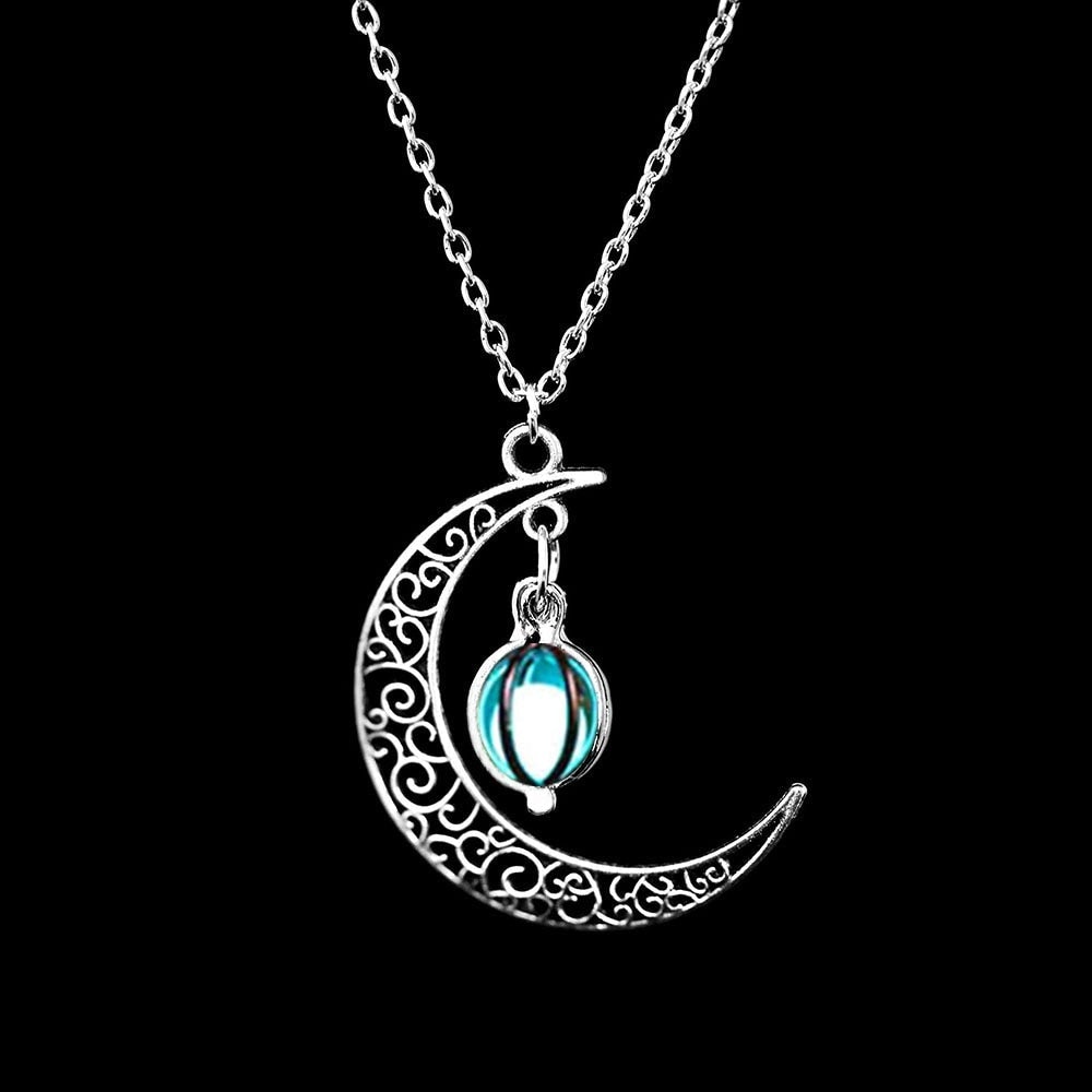 Collar con colgante de luna, vista 2