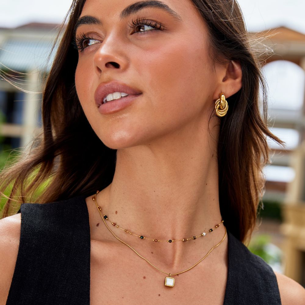 Collar minimalista con piedra, vista 3