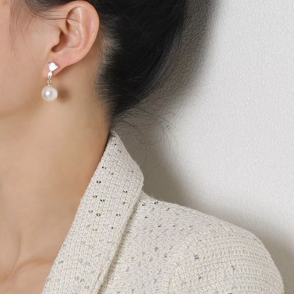Pendientes plateados con perla, vista 2
