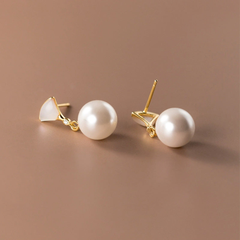 Pendientes plateados con perla, vista 3