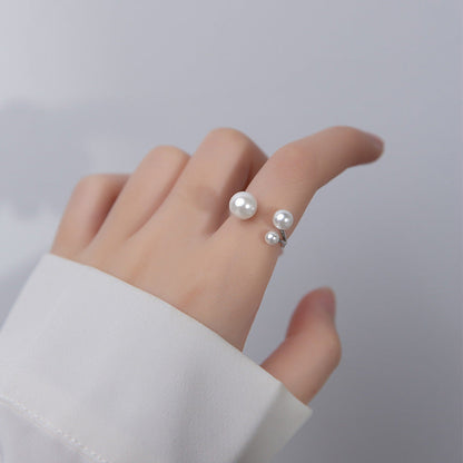 Anillo abierto con tres perlas, vista 4