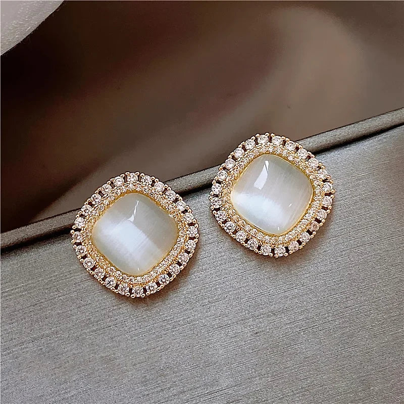 Pendientes cuadrados con piedra opalina y circonitas, vista 3