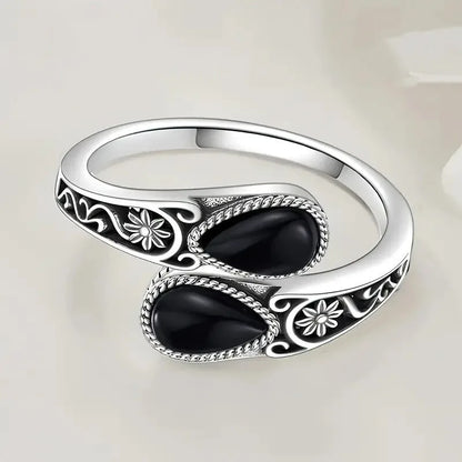 Anillo ajustable de flor con piedra opalina