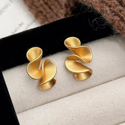 Pendientes de flor ondulada, vista 2