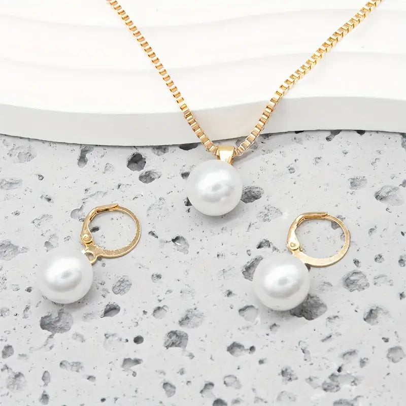 Conjunto de collar y pendientes de perla, vista 4