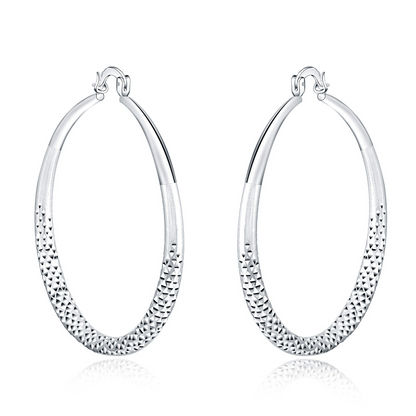 Aros plateados martillados