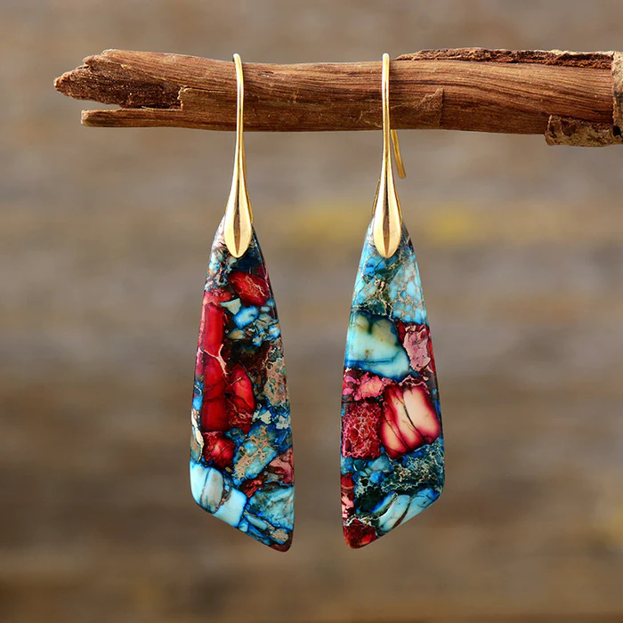 Pendientes largos con piedras de colores