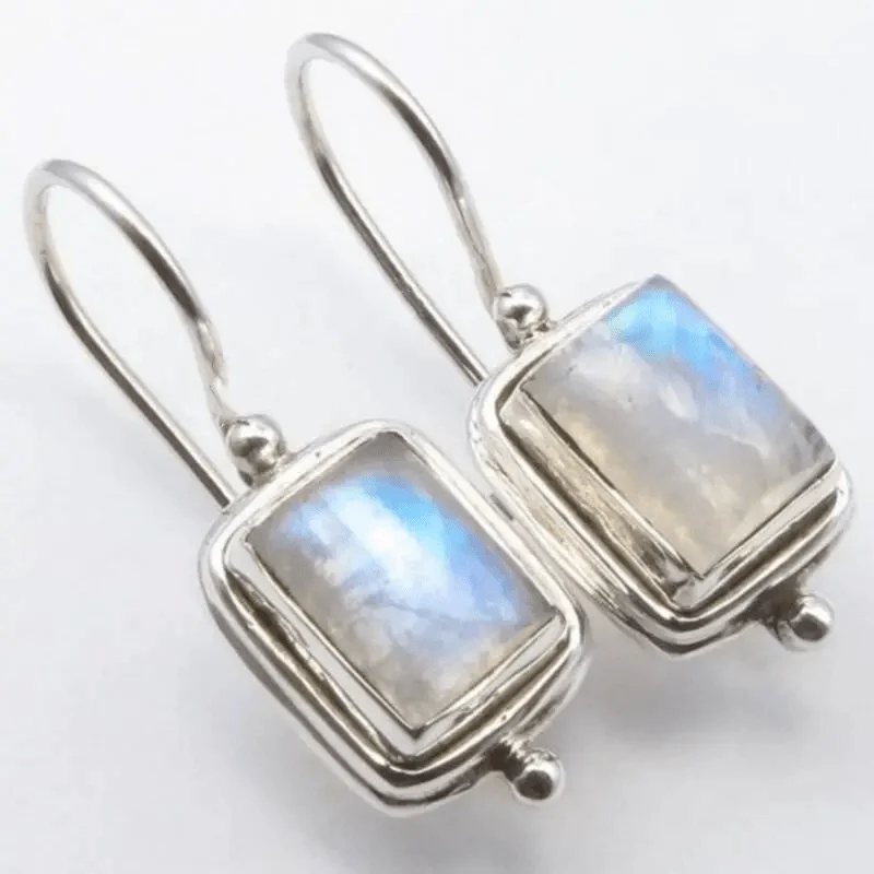 Pendientes vintage con piedra opalina cuadrada