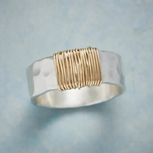 Anillo vintage dorado y plateado