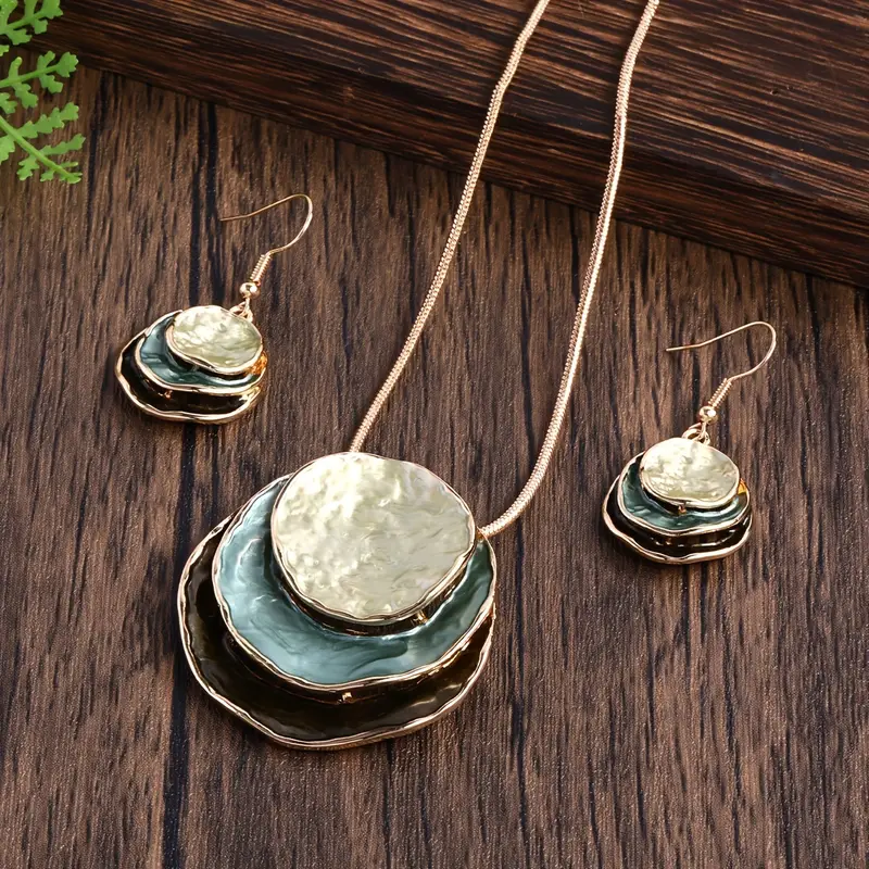 Conjunto vintage de collar y pendientes con esmalte