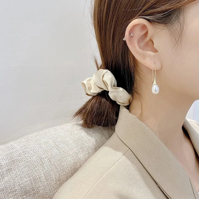 Pendientes con perla en forma de gota, vista 3