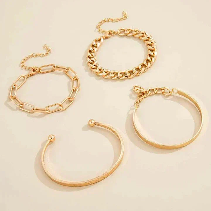 Set de pulseras plateadas de eslabones, vista 3